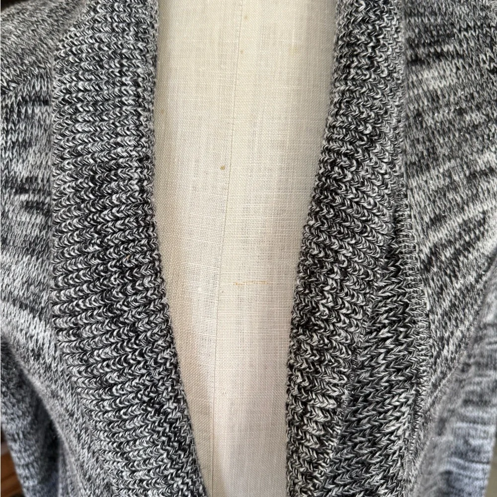 White House Black Market Black and White Shrug/Cardigan. Size small